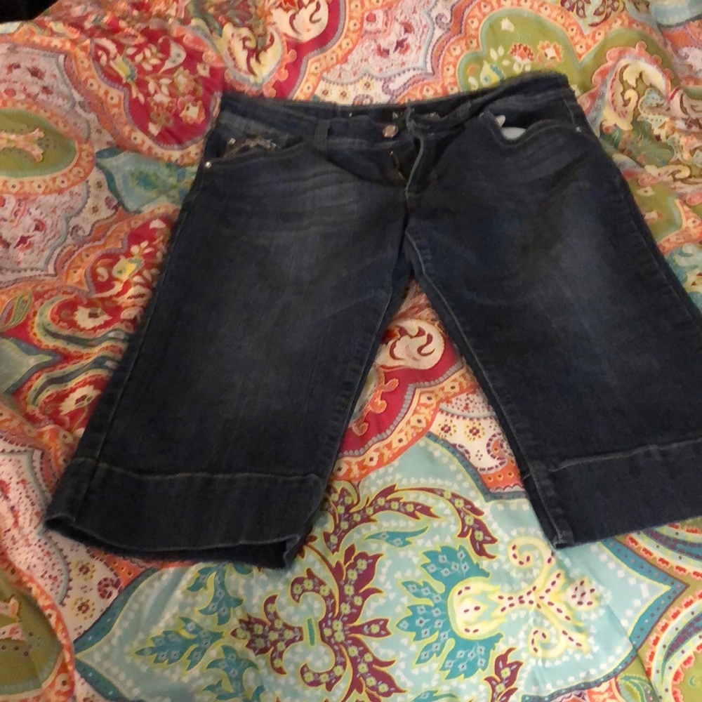 N & Y Capri Jeans. Size 16